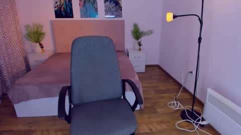 Sarah online show from January 18, 7:07 am