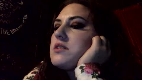 sarahsweetie17 online show from October 15, 4:12 am
