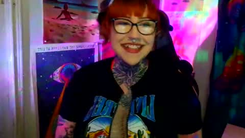 Sarah T online show from May 16, 6:54 am