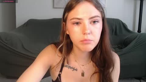 SarahxOliver online show from May 26, 2:13 pm