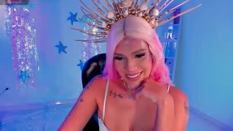 Sarah  independent model online show from October 31, 4:57 am