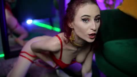 Snapshot of saraiangel chatting on November 12, 9:25 pm Sarai online show from November 12, 9:25 pm