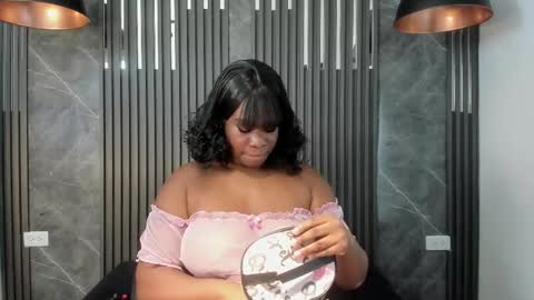 Snapshot of saraievans chatting on November 16, 3:34 am Sarai online show from November 16, 3:34 am