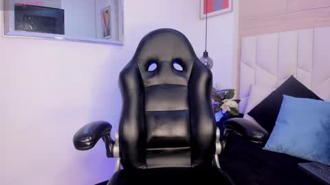 Sara online show from January 11, 10:40 pm