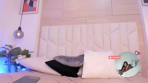 Sara online show from February 12, 11:09 pm