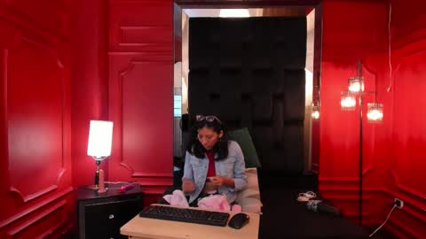 Sara and Edward online show from November 3, 3:08 am