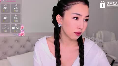 Mia online show from September 30, 6:29 am