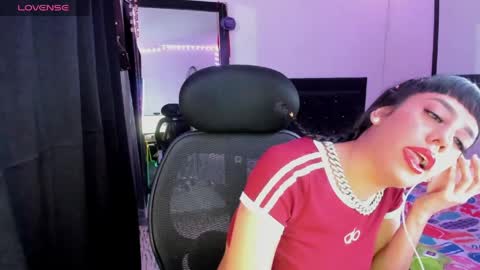 Sara  online show from May 20, 4:51 am
