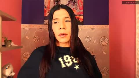 Snapshot of sarasofia44 chatting on March 2, 8:27 am Sara Sofia online show from March 2, 8:27 am