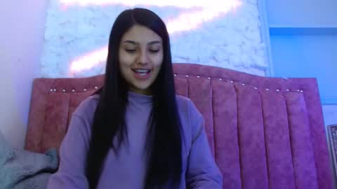 sarastonesx online show from January 31, 2:37 am