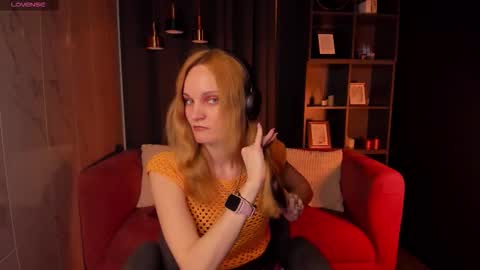 Sara online show from March 12, 1:39 pm