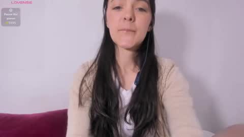 Snapshot of sarasweet_4 chatting on September 15, 9:04 pm Sara online show from September 15, 9:04 pm