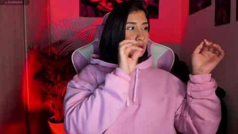 saratukkerr online show from January 7, 6:49 am