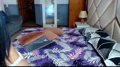 Sara Rivera online show from January 12, 2:33 pm