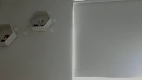 Saray  online show from November 24, 8:52 pm