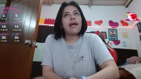 Sara Jimenez online show from December 3, 9:40 am