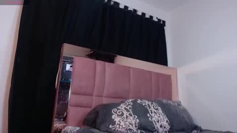 ailanimoon online show from March 16, 7:40 pm