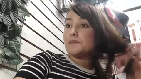 Snapshot of sarayx chatting on November 27, 5:48 pm mery online show from November 27, 5:48 pm