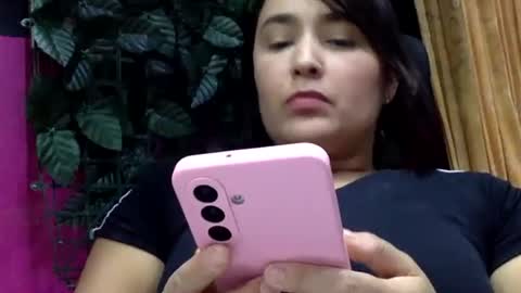 Snapshot of sarayx chatting on April 10, 6:12 pm mery online show from April 10, 6:12 pm