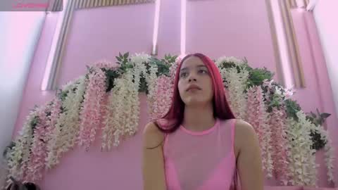 Snapshot of sarenlux chatting on October 4, 1:53 pm Baby Saren online show from October 4, 1:53 pm