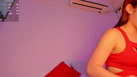 Snapshot of sarenlux chatting on November 5, 12:16 pm Baby Saren online show from November 5, 12:16 pm