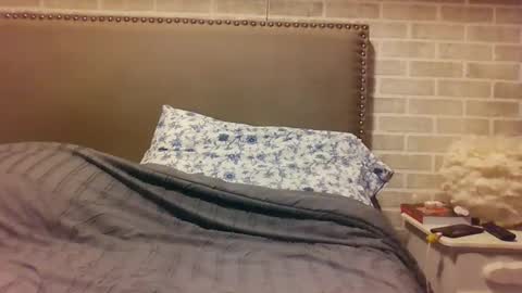 Snapshot of saretta46 chatting on December 22, 1:01 am Sara online show from December 22, 1:01 am