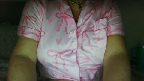 Snapshot of saretta46 chatting on October 4, 12:41 am Sara online show from October 4, 12:41 am