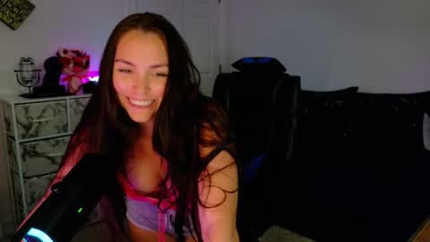 Snapshot of sariaaahh chatting on February 12, 11:00 pm sariaaahh online show from February 12, 11:00 pm