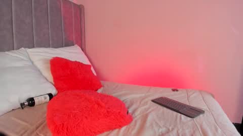 Snapshot of sarigarcia chatting on October 22, 4:13 am Sara Garcia online show from October 22, 4:13 am