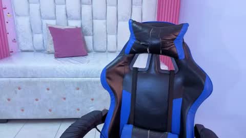 Snapshot of sarita_09_s chatting on June 13, 8:07 pm Sara online show from June 13, 8:07 pm