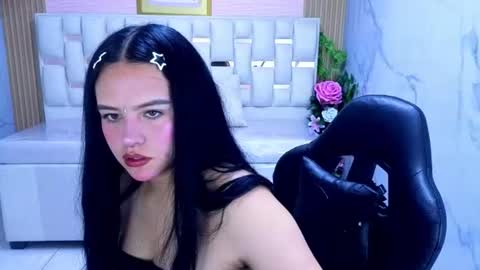 Snapshot of sarita_09_s chatting on July 24, 3:04 am Sara online show from July 24, 3:04 am