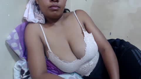 saronette online show from December 28, 9:09 am