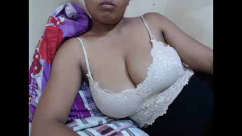 saronette online show from January 20, 9:24 am