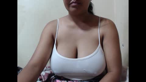 saronette online show from November 20, 5:51 am