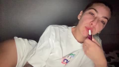 Snapshot of sarrah_rossy chatting on January 25, 10:07 pm Sarrah online show from January 25, 10:07 pm