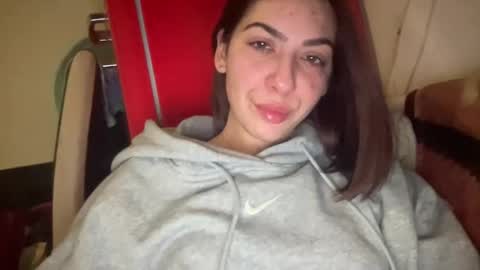 Snapshot of sarrah_rossy chatting on March 3, 6:12 pm Sarrah online show from March 3, 6:12 pm