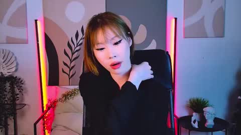 SarahRice online show from March 12, 6:47 pm