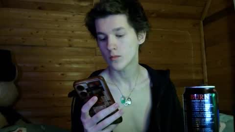 Snapshot of sasha_bb21 chatting on March 9, 9:30 pm sasha_bb21 online show from March 9, 9:30 pm