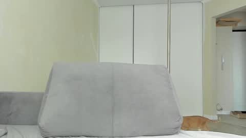 Sasha online show from May 25, 5:46 am