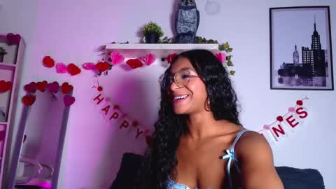 sasha_bowei online show from February 14, 2:52 am