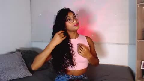 Snapshot of sasha_bowei chatting on June 30, 11:50 pm sasha_bowei online show from June 30, 11:50 pm