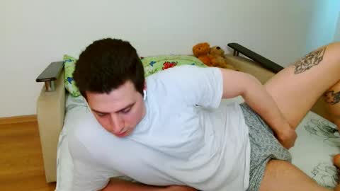 Snapshot of sasha_calvin chatting on May 23, 6:34 pm sasha_calvin online show from May 23, 6:34 pm