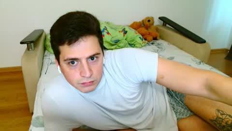 Snapshot of sasha_calvin chatting on August 3, 3:49 pm sasha_calvin online show from August 3, 3:49 pm