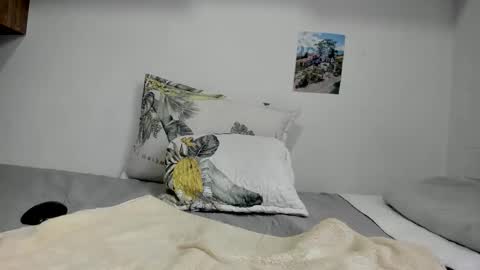 sasha_collinns online show from March 5, 10:17 pm