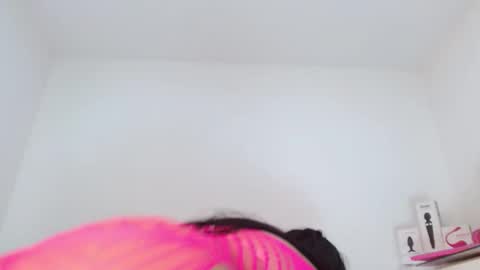 Snapshot of sasha_creamy chatting on February 17, 4:20 am Sasha Creamy online show from February 17, 4:20 am