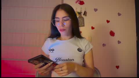 Snapshot of sasha_jonne chatting on July 28, 1:12 am sasha_jonne online show from July 28, 1:12 am
