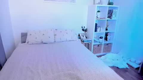 Sasha Miro online show from February 3, 1:59 am