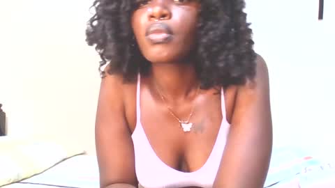Snapshot of sasha_novah chatting on July 21, 7:05 pm Sasha online show from July 21, 7:05 pm