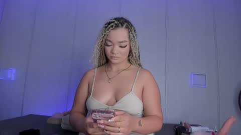 Sasha  online show from March 3, 7:09 pm