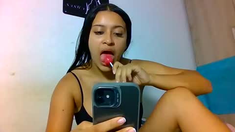 Snapshot of sasha_rose23 chatting on October 23, 8:18 pm Camila online show from October 23, 8:18 pm